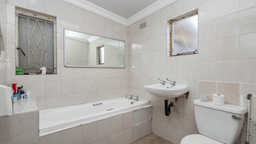 3 Bedroom Property for Sale in Heideveld Western Cape